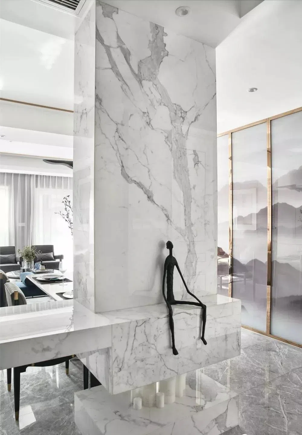 Calacatta Marble Entrances Wall Desings