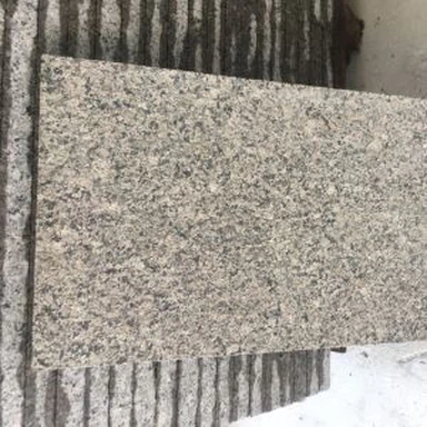 Granito Marrón Clásico
