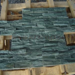 Panel de pizarra verde oscuro