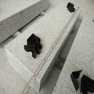 Bordillo de granito G603