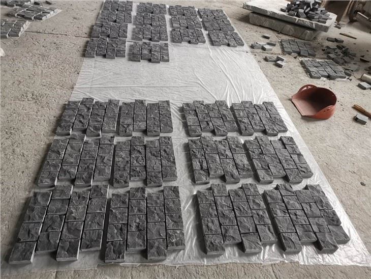 Black cobble pavers