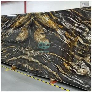 Granito ámbar negro