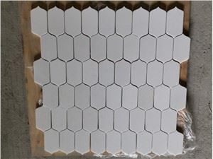 Mosaico de mármol blanco puro de cristal