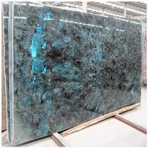 Losa de granito de labradorita