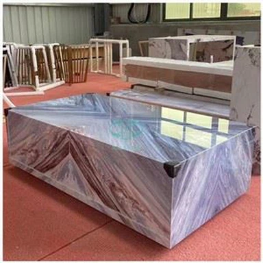 Mesa de centro rectangular de mármol
