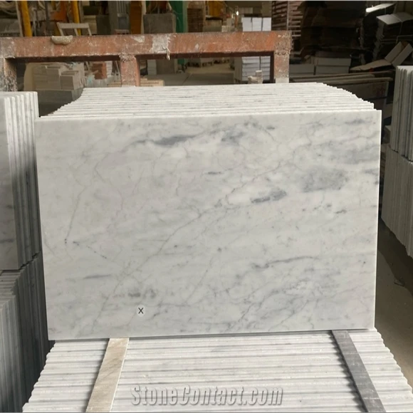Losas de mármol blanco de Carrara
